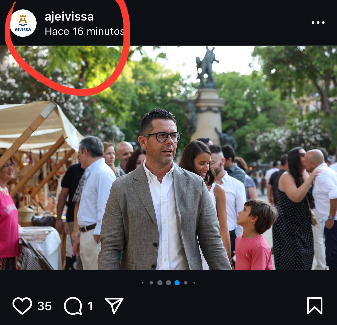Els que es van passar anys assegurant que els governs progressistes només es feien fotos han convertit la comunicació institucional en un reportatge digne de la premsa del cor amb Triguero de protagonista. Foto també de la inauguració de les Festes de la Terra.