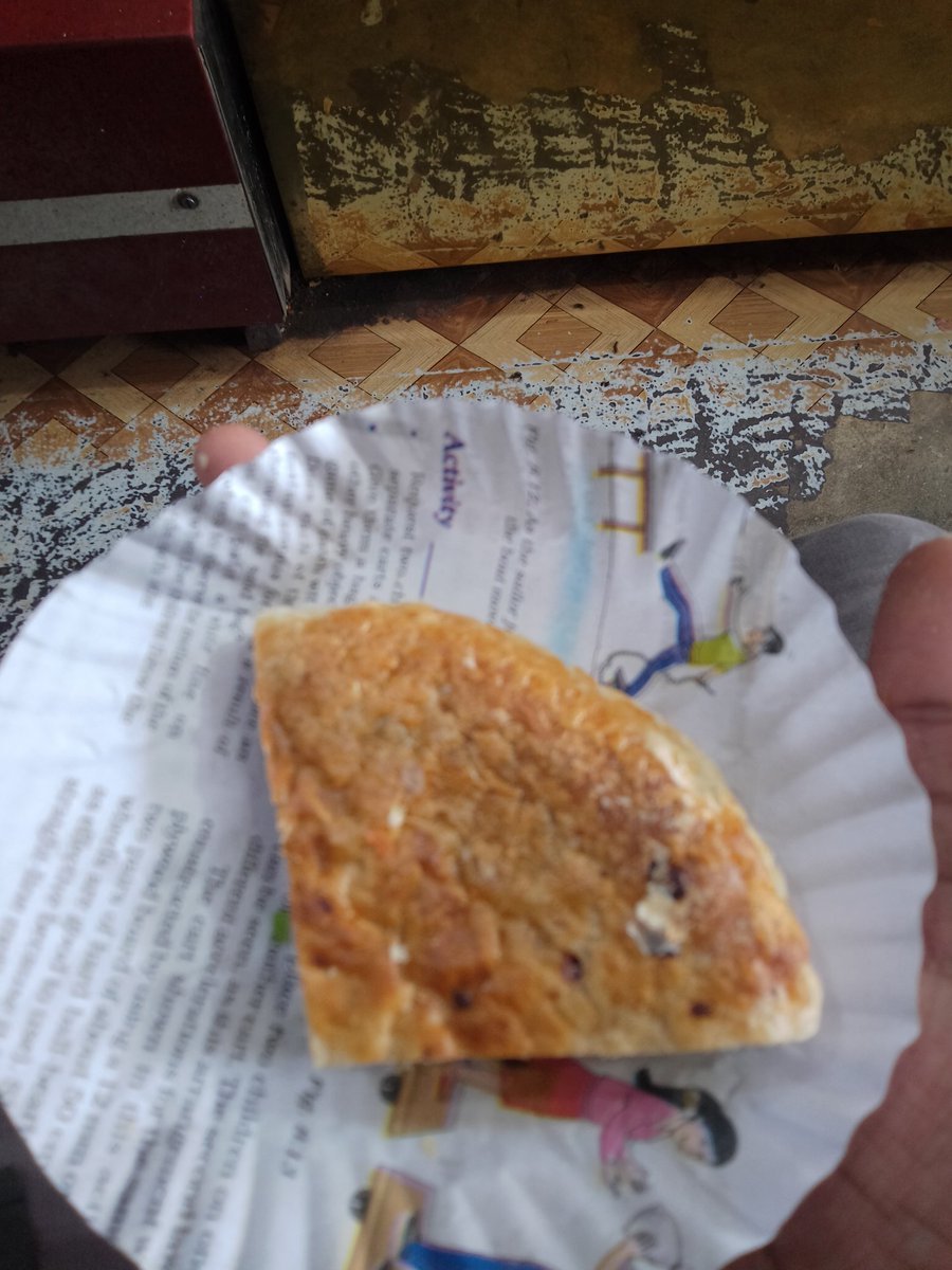 Afternoon lunch 😋😋🥰🥰❤️❤️

Thinnara friends 🤗🤩
