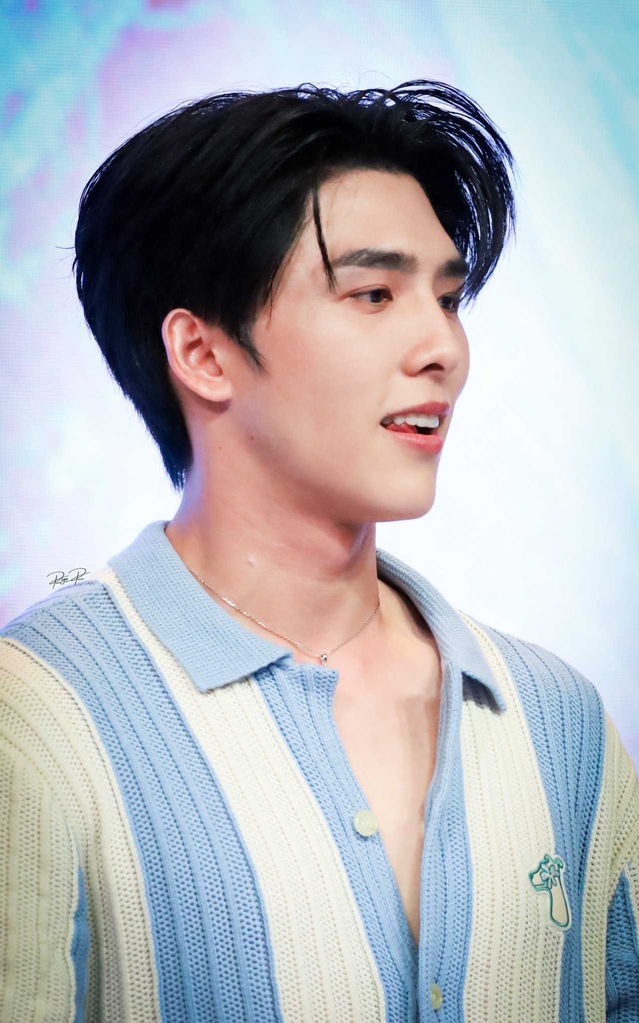 GMMFANFES blueray 写真集　brightwin ohmnanon BL FANPAGE 🏳️‍🌈 on Instagram: “BrightWin and