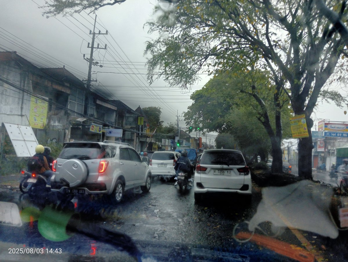Antonpartner3S's tweet photo. Dah nyampe Singosari.. ternyata hujan dulur https://t.co/DM7un6LTif