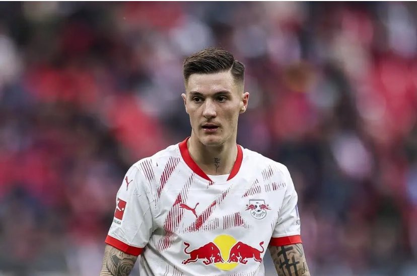 David_Orstein's tweet image. 🚨 EXCL: Manchester United agree fee with RB Leipzig to sign Benjamin Sesko. €80m + €5m fee agreed last night. Personal terms not expected to be a problem + both parties expect this to be done. Ruben Amorim wanted Sesko to be his striker #MUFC @TheAthleticFC