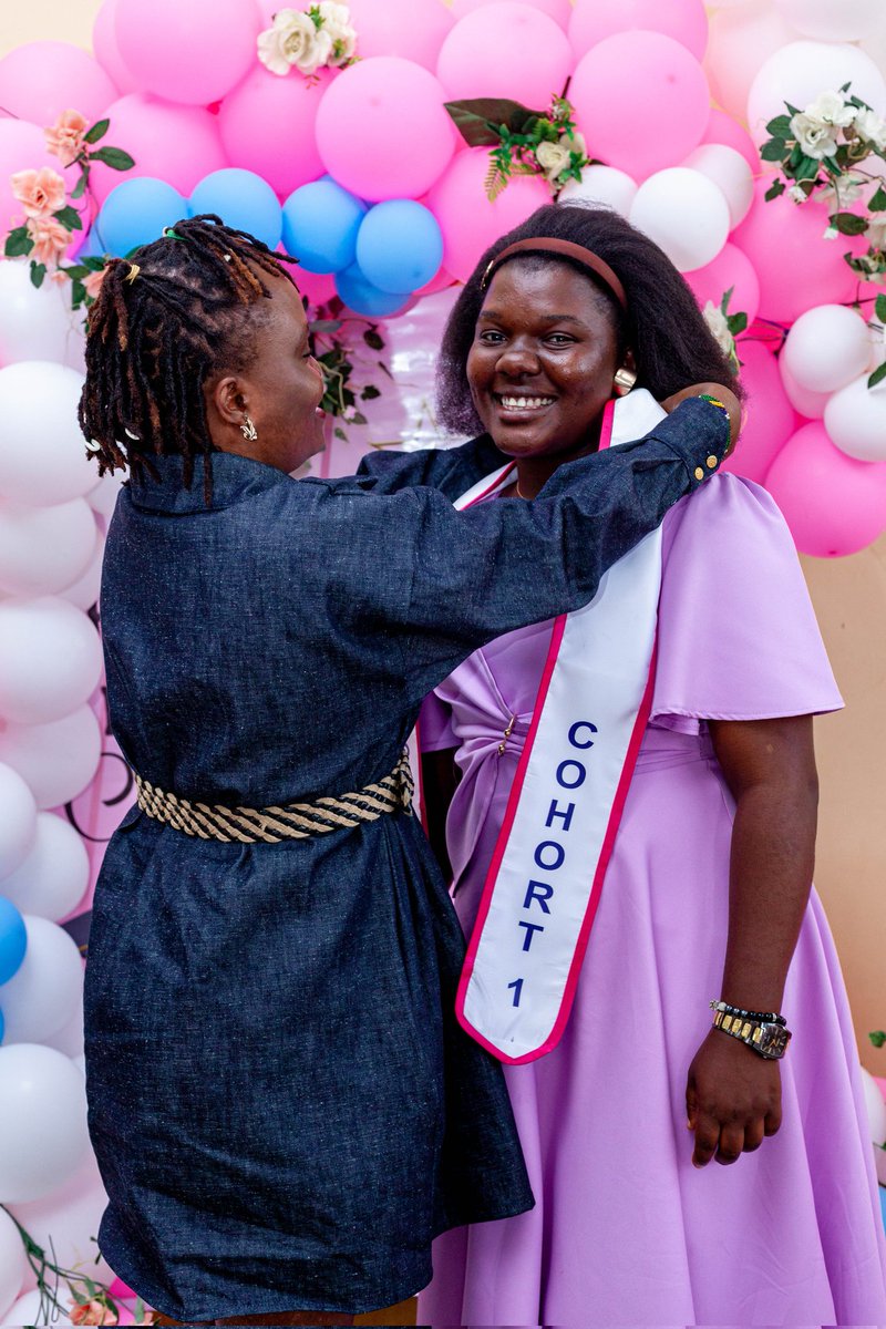 esthermercyatim's tweet photo. Yesterday, we held the final masterclass of Cohort 2 of the WSI Mentorship Program by @womensolidug  and that can only mean one thing: Graduation is around the corner. 🎓

But beyond the excitement, I’ve been doing a lot of reflecting...🧵 https://t.co/rdY6zDpFy5