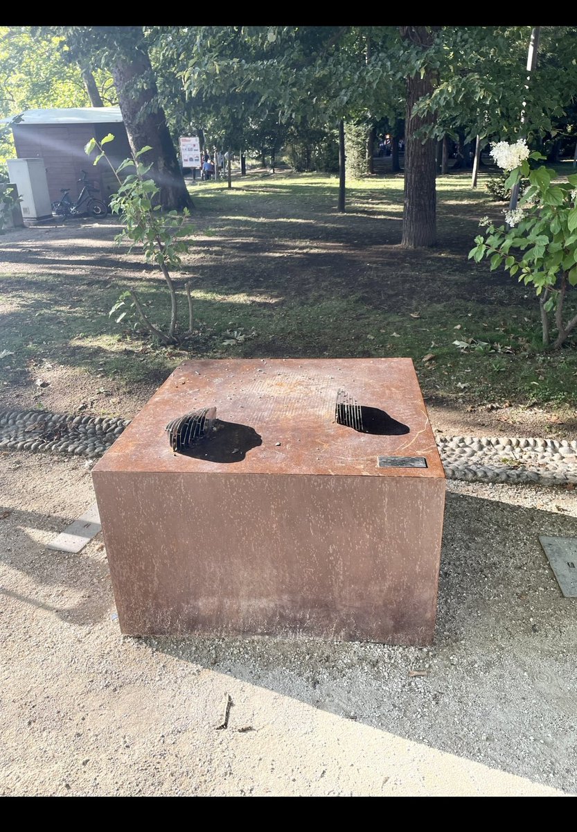 #BREAKING:

#SatoshiNakamoto statue has been stolen from Lugano, Switzerland.