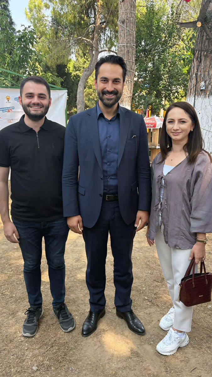 Sayın Vekilimiz, abimiz Ahmet Mücahit Arınç ile bir araya geldik.
Tecrübesiyle yolumuzu aydınlatan, gençliğe her daim destek olan kıymetli vekilimize gönülden teşekkür ediyoruz.
Birlikte yürüdüğümüz bu dava yolunda, onun duruşu bize güç, vizyonu ise ilham veriyor.
#Akgençlik
