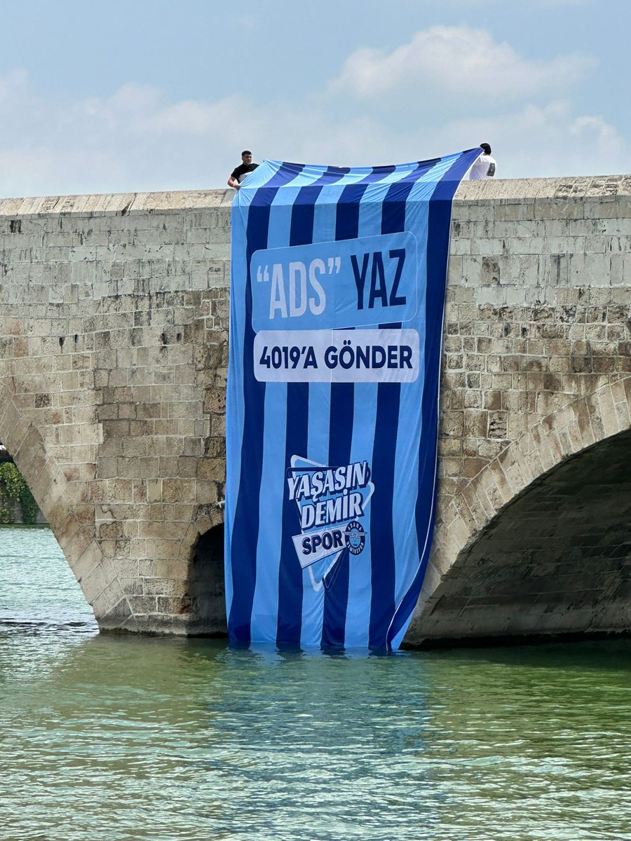 #YasasinDemirspor
Durana yürüyene bin selam olsun...