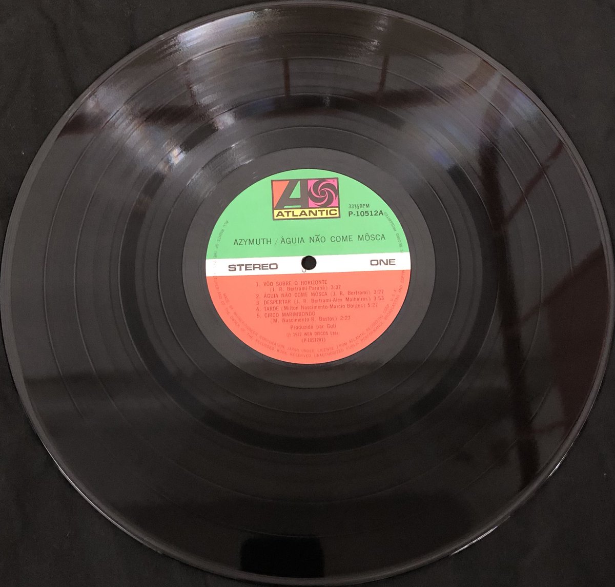 HMV_Used's tweet image. ＼1円スタート！希少盤をヤフオクに出品中しました／
◆Azymuth/涼風(P10512A)
【盤質】AB
【ジャケット:EX-,盤:EX,国内盤帯付,ライナーあり 77年BRAZILIAN FUSION人気作,A5,B2,B4など名曲満載】

ご入札はこちらから
auctions.yahoo.co.jp/jp/auction/u11…

#Azymuth #アジムス #latinjazz #mpb #mellowfusion…