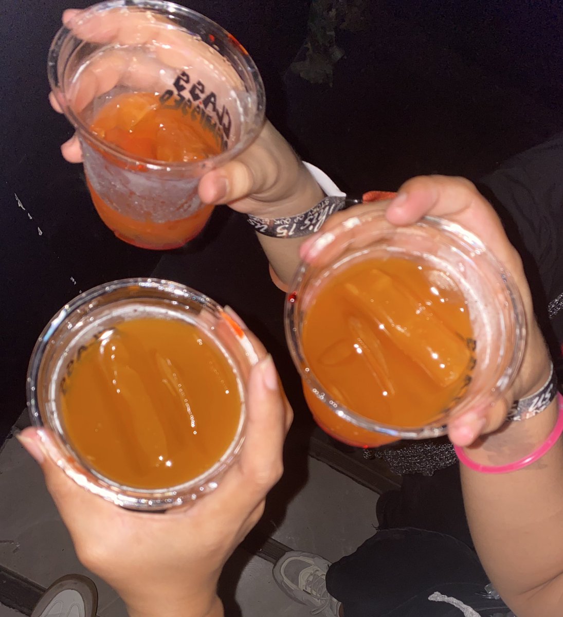 tommoway2799's tweet image. a silence broken by the sound that never left us, last night was the best night ever!! cheers to 15 years @onedirection 💗

thank you so much to the best street teams ever ! @TEAMLOUISPH @NiallOfficialPH @LIAMPHL @HarryPromoPH @ZJMPHL 💙🧡♥️💚💛
#THIS15US #15YearsOfOneDirection