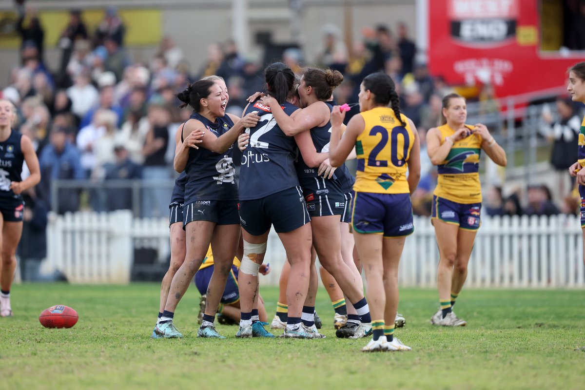 This time last week 😍

📸 Nick Hook Photographer, Cory Sutton

#SouthProud