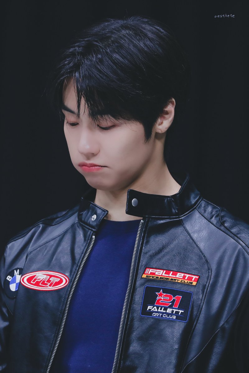 250729 뮤직아트 팬싸
#엔플라잉 #NFlying
#이승협 #LeeSeungHyub
blog.kakaocdn.net/dna/wfq3e/btsP…
blog.kakaocdn.net/dna/08e9V/btsP…
blog.kakaocdn.net/dna/bk7DjO/bts…