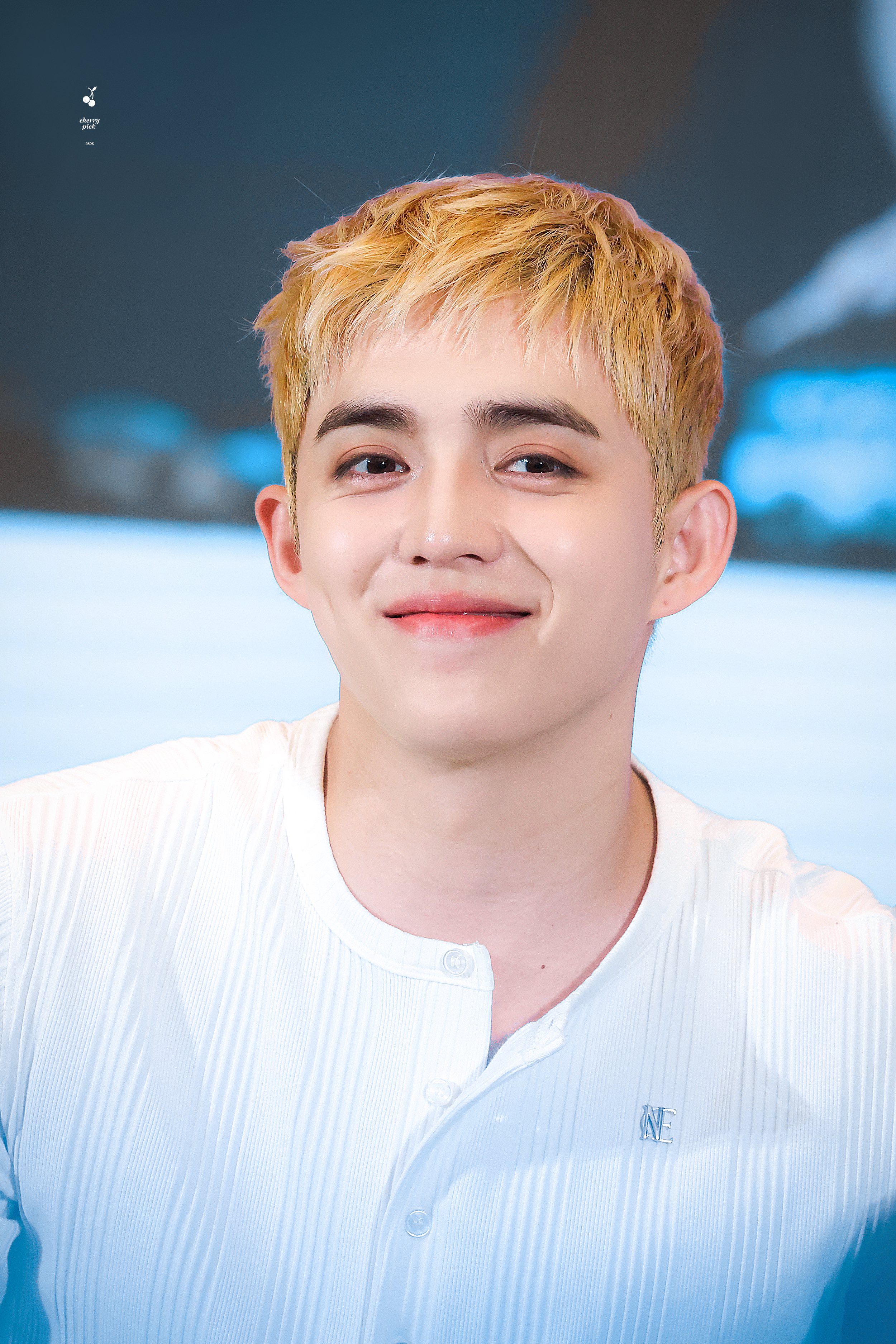 Cherrypick_0808 в X: „250729 yzy #에스쿱스 #SCOUPS #승철