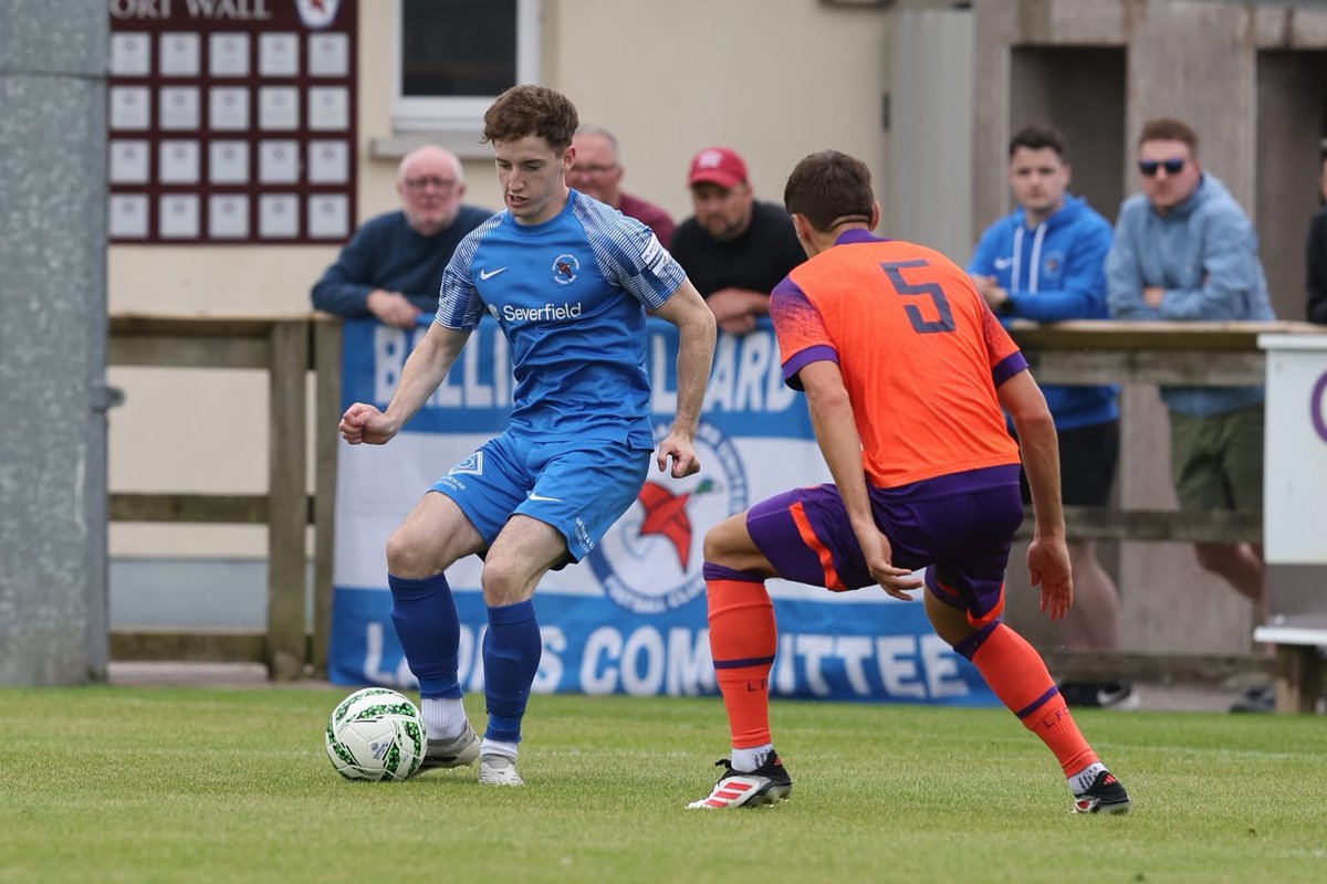 📸 <a href="/Ballinamallard/">Ballinamallard United FC</a> 3-1 <a href="/OfficialBlues/">Linfield FC</a> 

Many thanks to Linfield for coming down to Ferney to complete our pre-season and to celebrate 50 years since our reformation.

#preseason