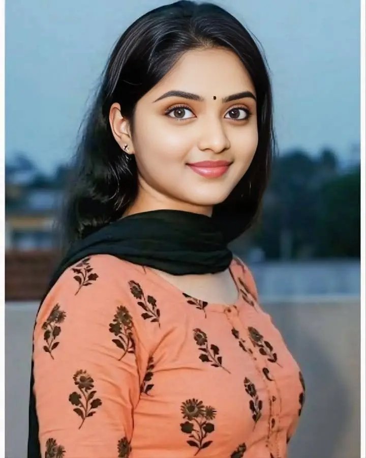 एक तरफ वो है जिन्हें मुंह से भाई बोल दो तो बहन मानकर राखी बंधवा लेते है दूसरी तरफ वो है जो सगी बहन को भी बेगम बना लेते है