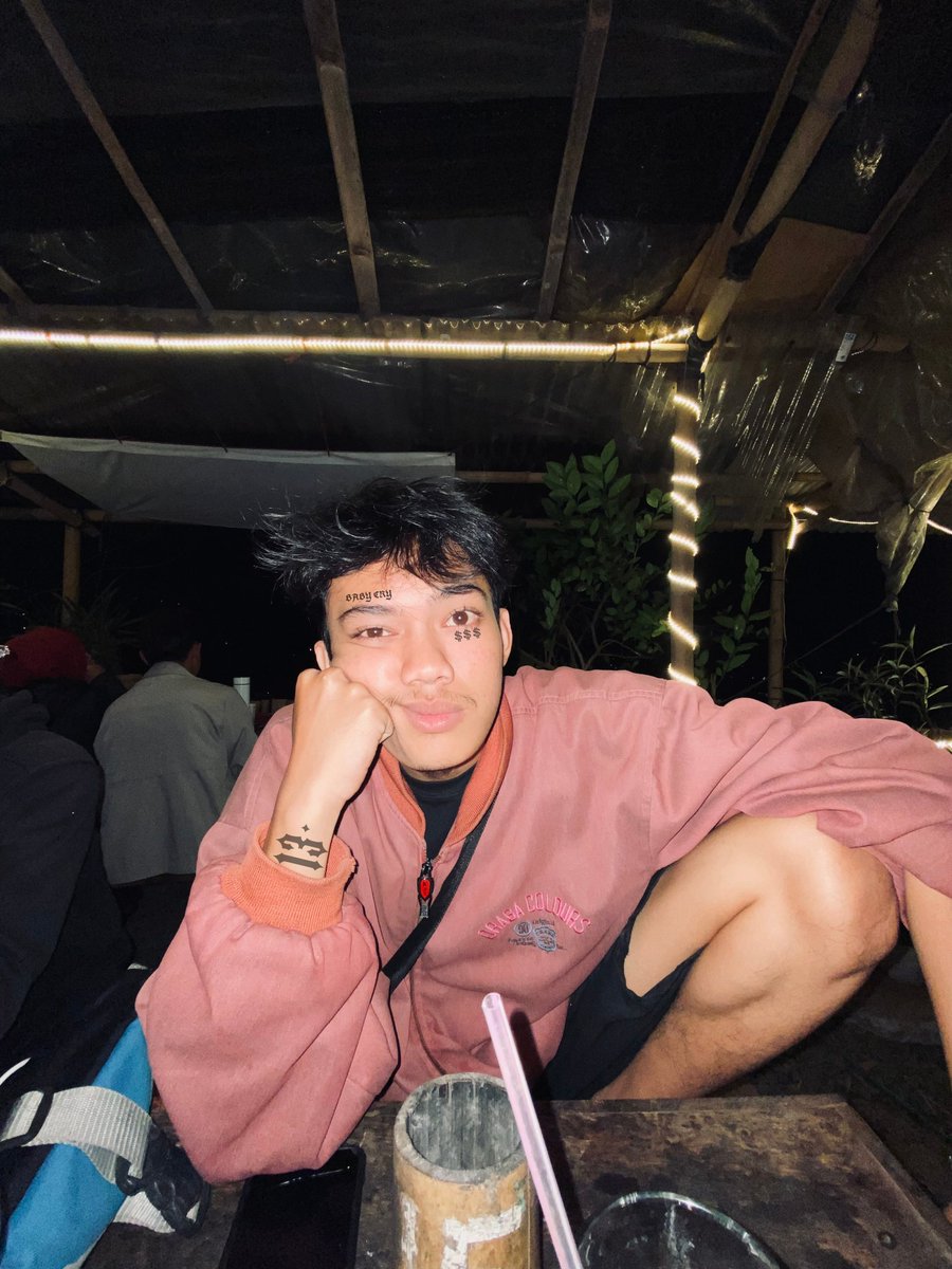 nitip poto di x sabi kali ya HAHAHAHAHAHHA
#X #beranda #viral #indo
