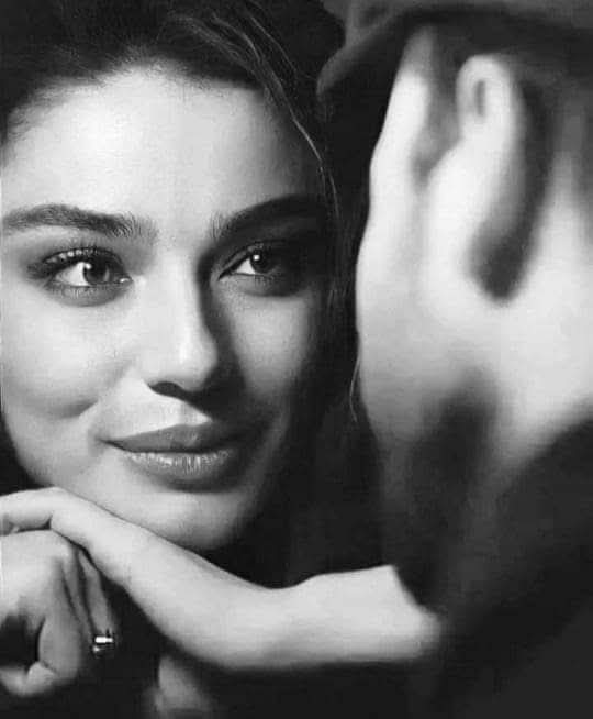 mno__0p's tweet image. حتّى و إنْ
أعلَنتُ تَوبَتي
عن #عِشقكَ
فَـ إنّ قَلبي
عَآصٍ
لَنْ #يَتوب