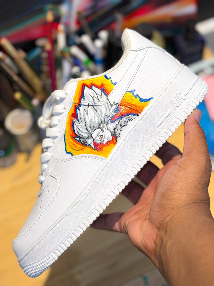 Jreih's tweet photo. #Goku 🎨 https://t.co/KIvs8d9Ggj