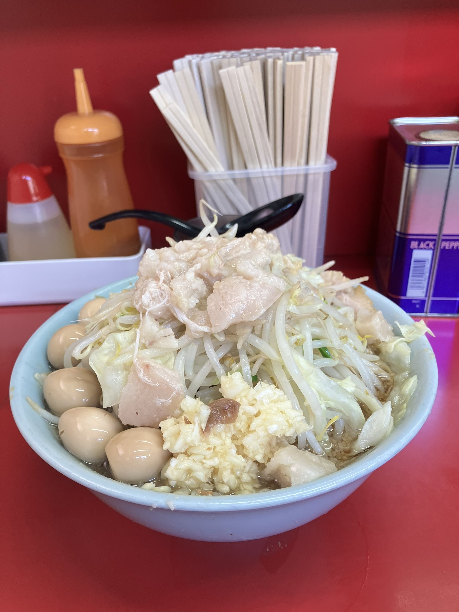 らーめん ご当地熱愛麺 博多純情らーめんShinShin監修 炊き出し豚骨