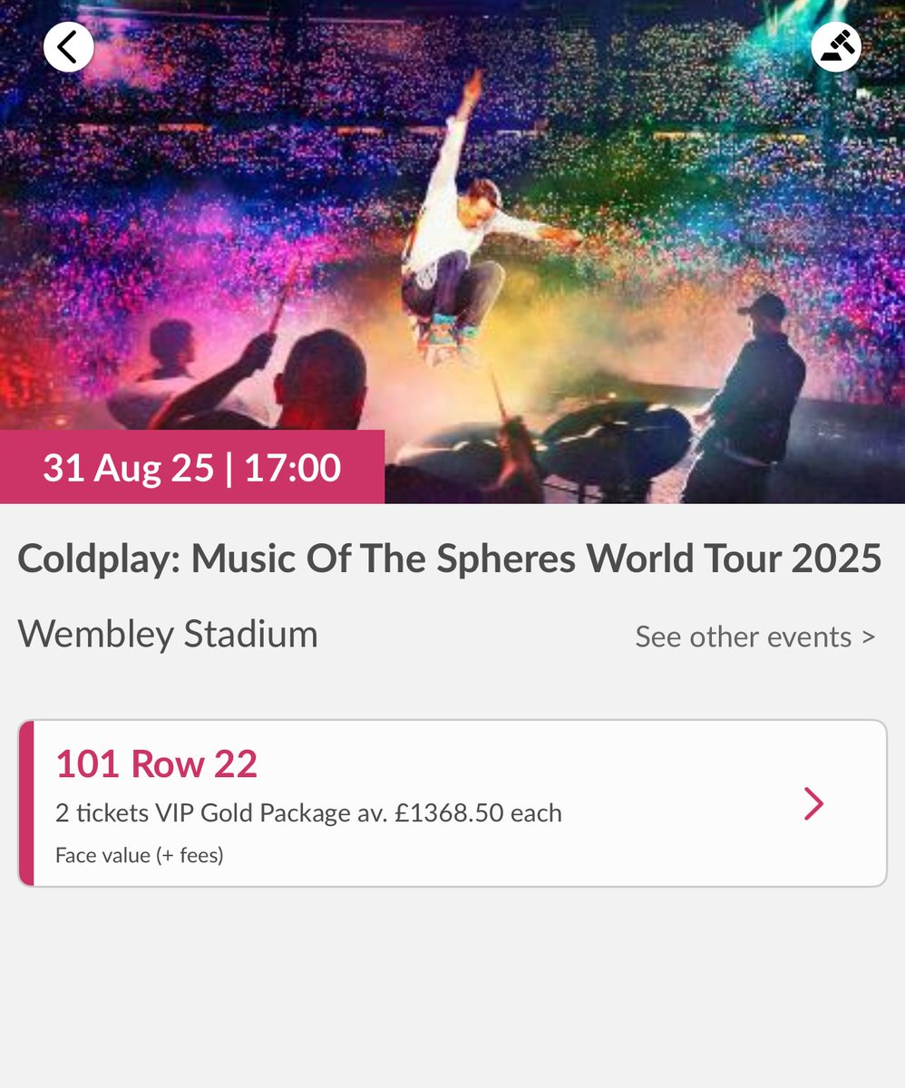 JannieBee 🐝 tweet media