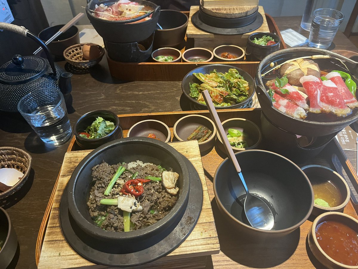 ronipan (@wooyeong20) on Twitter photo 