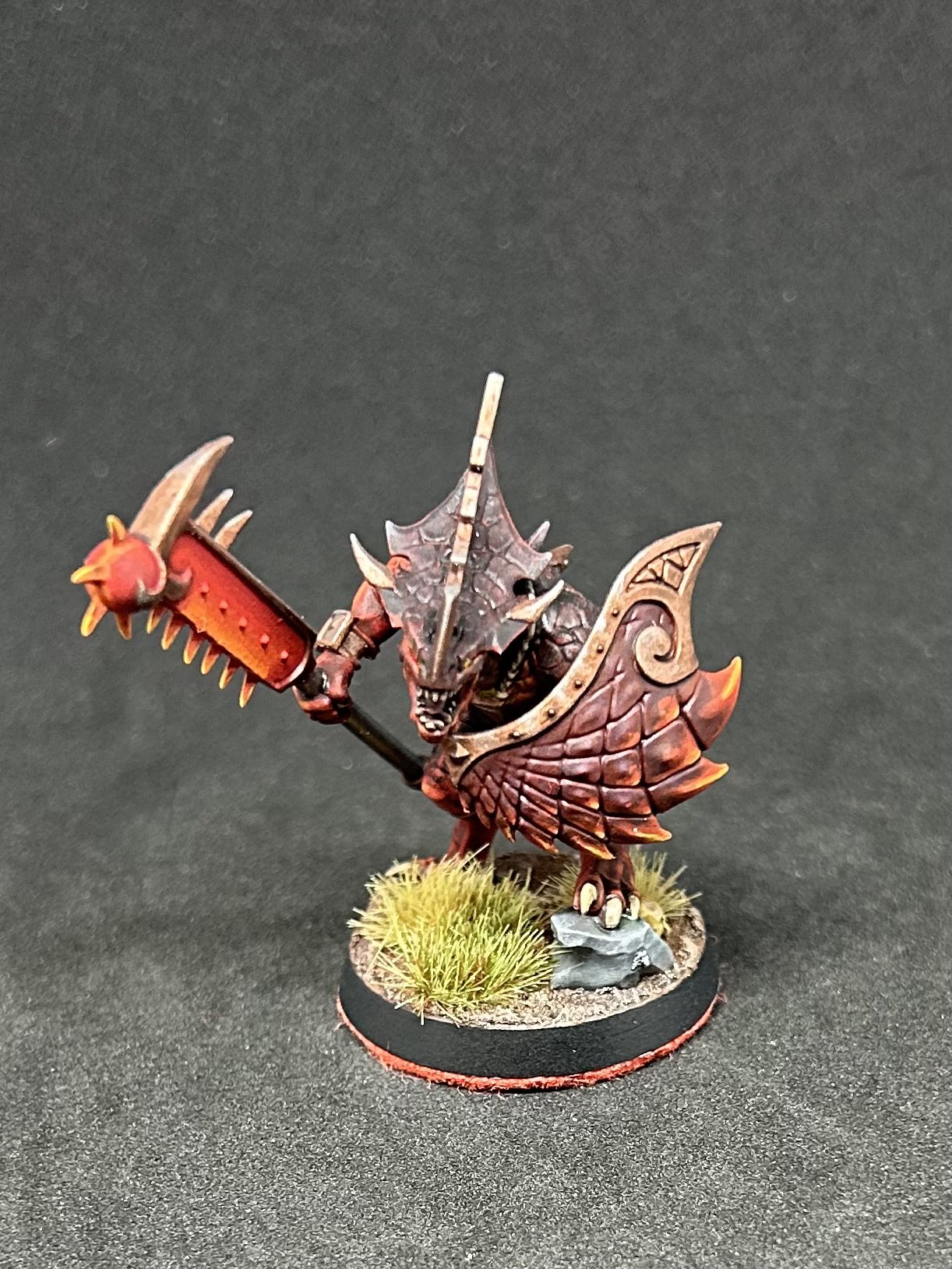 【イオヌス・クリプトボーン】ウォーハンマー　キットバッシュ・塗装完成品 連想と交換。初めてnecromundaのキットバッシュをした - Re:11colors