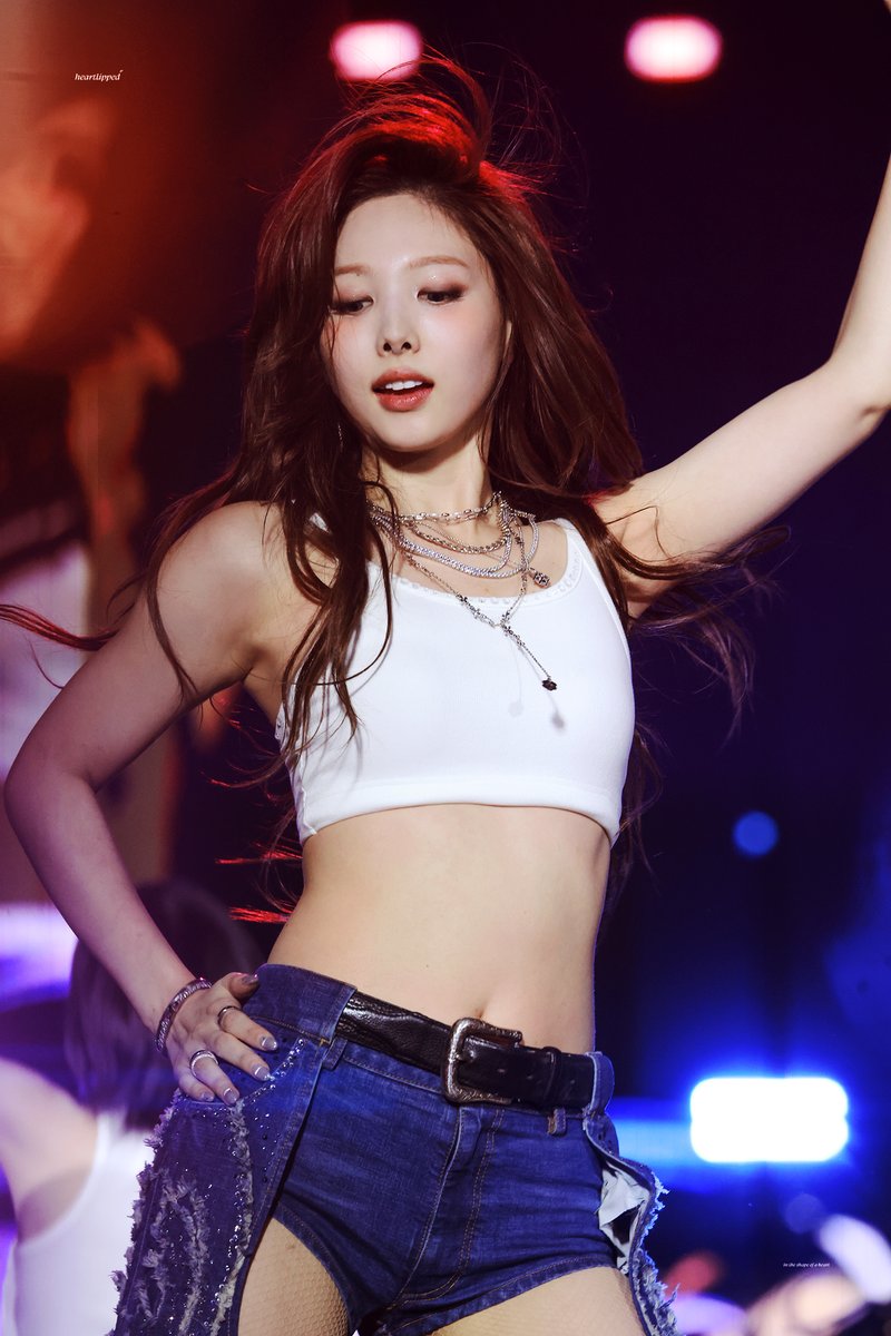 하트립 tweet media