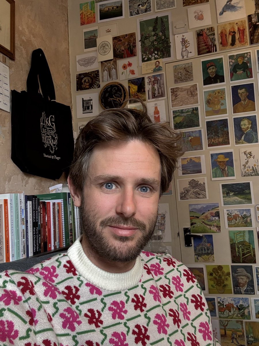 Sherlock_Pages's tweet image. Book inhalers of the World

It’s market day here in Frome and we are hoping to send many whispering texts home

If you’d like to browse our ever expanding but highly selective online curation we are at sherlockandpages.com

Thank you, Luke
