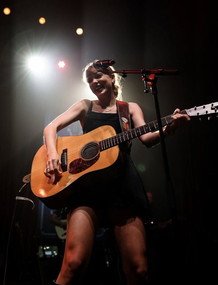 İşini yapıyor diye linçleniyor şaka gibi