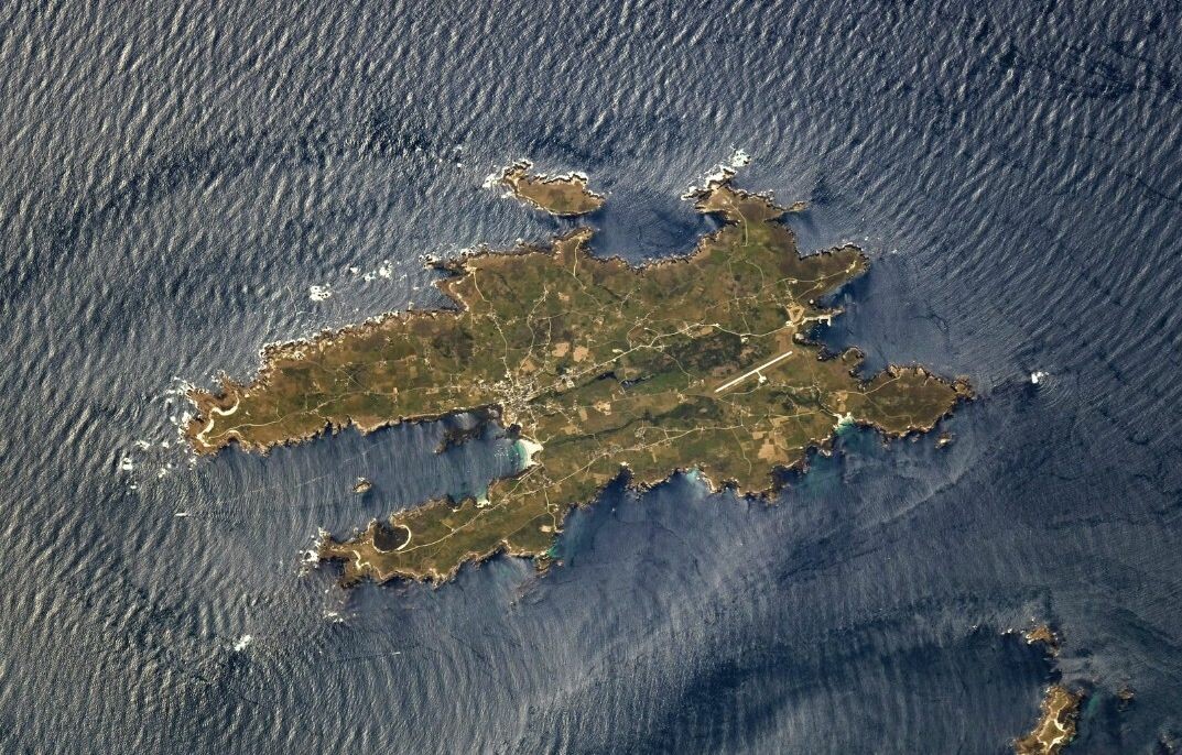 Kannad_Stered's tweet photo. Enez Eusa, Bro-Leon, 〓〓 Breizh   

#bzhg #brezhoneg #EnezEusa #Ouessant #BroLeon #Bzh #Breizh 

📷@Thom_astro https://t.co/2SNRxKn1Jd