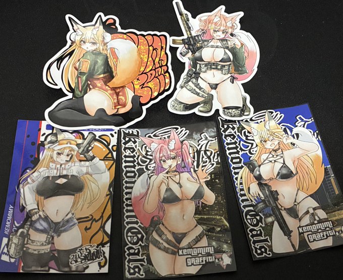 コミケで出すステッカーが届きました〜 