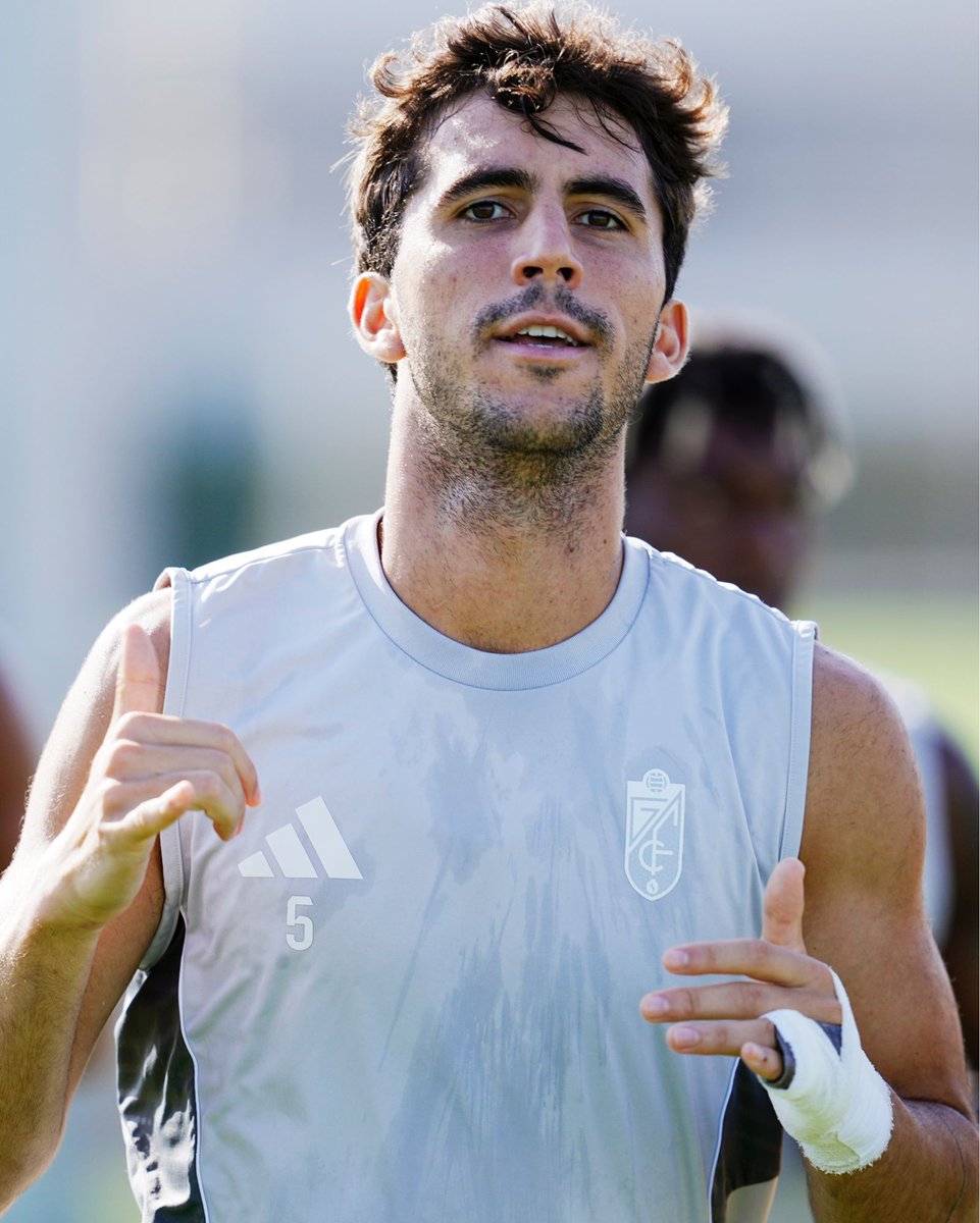 Día de descanso para los nuestros ✌🏼💤

🔛 Mañana volvemos al trabajo en Ciudad Deportiva