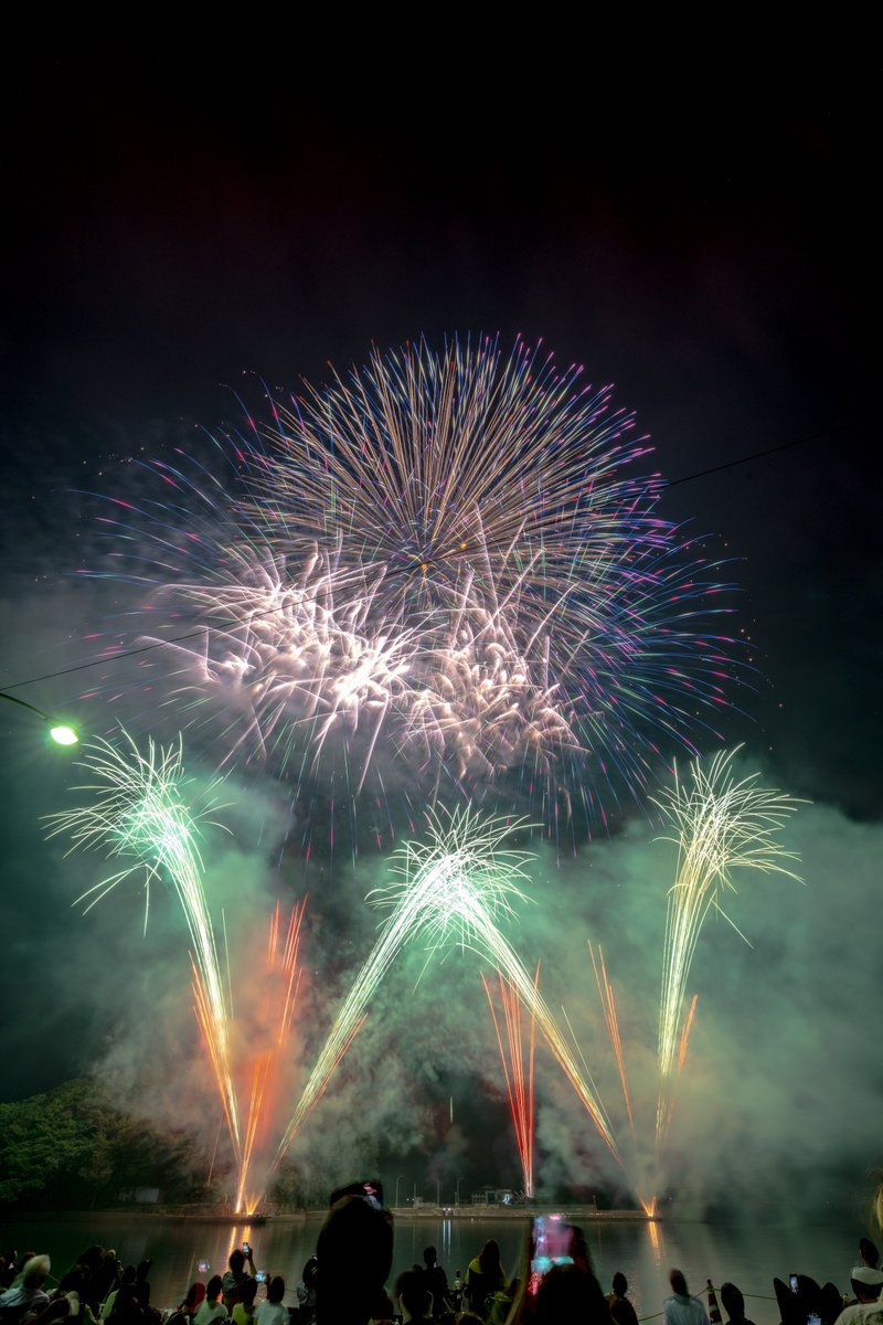 8/2 市民祭 あしずりまつり 2

※撮影準備は計画的に。

#花火 #花火大会
#写真撮ってる人と繋がりたい 
#写真が好きな人と繋がりたい