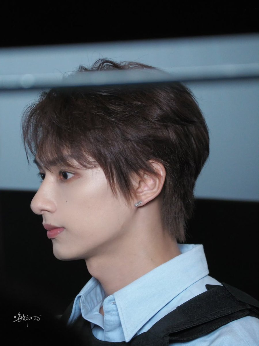 purple ๐ (@xmhlovre) on Twitter photo CARATS AND HUIHUIS, LETโS BE LOUD AND PROUD, DROP THE TAGS FOR JUN!!! ๐
ACTOR JUNHUI IS HERE
#JunhuiatTSEGrandPremiere
#JUNHUI_TheShadowsEdge
#์ค #ๆไฟ่พ <a href="/pledis_17/">์ธ๋ธํด(SEVENTEEN)</a> CARATS AND HUIHUIS, LETโS BE LOUD AND PROUD, DROP THE TAGS FOR JUN!!! ๐
ACTOR JUNHUI IS HERE
#JunhuiatTSEGrandPremiere
#JUNHUI_TheShadowsEdge
#์ค #ๆไฟ่พ <a href="/pledis_17/">์ธ๋ธํด(SEVENTEEN)</a>