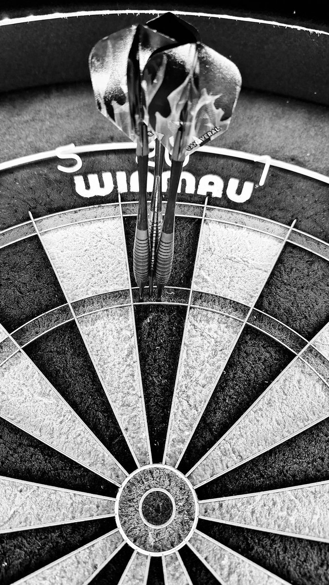 JeanGilis's tweet photo. @anonymous_darts Only 2,... it's a start https://t.co/c03aBk6g2z
