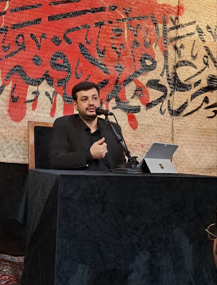 Paria200281's tweet photo. این دو نفر رو چرا مدام میزنن و لجن پراکنی میکنند؟
به یک دلیل

مبارزه با فساد
مبارزه با فساد https://t.co/ENNrLNhqn9