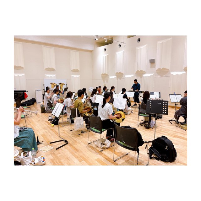 OBOG_B_Plus's tweet photo. 毎週暑いですがめげずに練習!💪('ω'💪)
定期演奏会まで50日を切りました!!!🙄🙄🙄
このままがんばります!!!🙌
#ビープラ #BPlus https://t.co/eNRSld1qyR