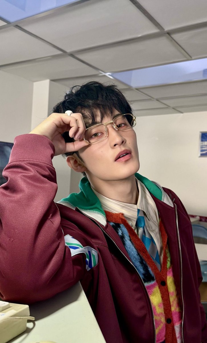 On your birthday we wish for you that whatever you want most in life comes to you. 
May this year bring you wonderful opportunities and take you to places beyond your wildest dreams.

Happy Birthday!🎊 

#HAPPYMARKLEEDAY   
#다시느껴_마크의_1999
#26JourneyswithMark