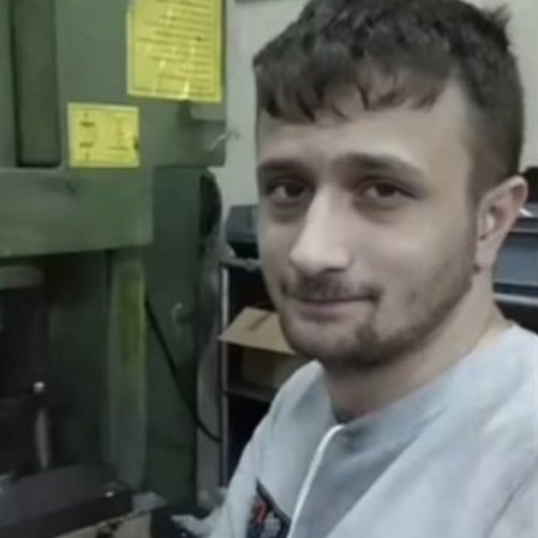 Başakşehir'de canice öldürülen Cezve'nin sahibi:

"Katilin annesi 'Dışarıda tecavüzcüler yargılanmıyor da oğlum kedi öldürdü diye mi yargılanıyor' dedi."