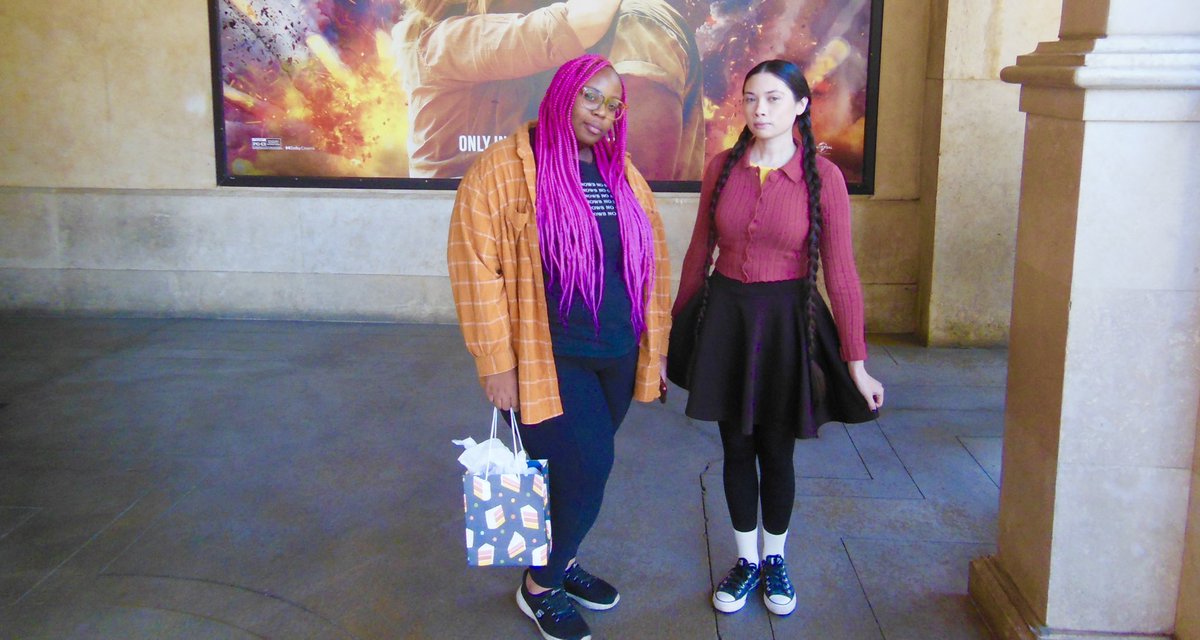 Queenie4ever's tweet photo. 🎞️ @VitaminKEH #Nationalfriendshipday #sentisunday https://t.co/VlluKGG3SQ