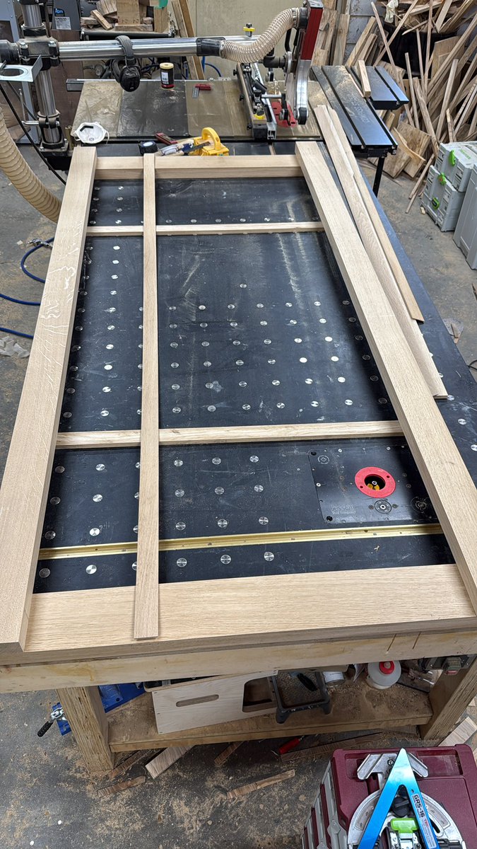 Deurtje in elkaar beuken