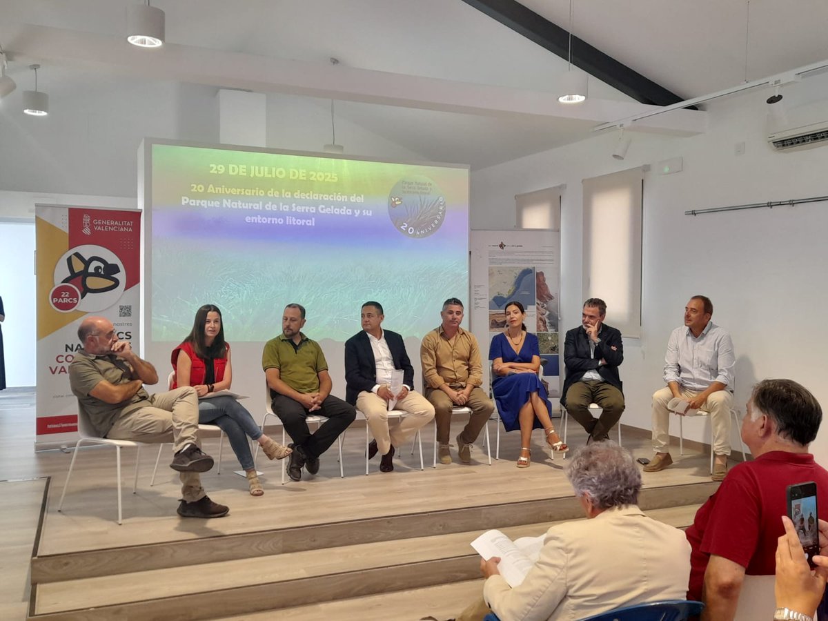 🎉 20 años cuidando un tesoro natural: Serra Gelada 🌊🌿

🔹 El Parque Natural de Serra Gelada celebra su 20º aniversario como referente en sostenibilidad y biodiversidad.
🔹 Un espacio único que une mar y tierra, historia y ciencia, belleza y compromiso.

📍 Patrimonio natural