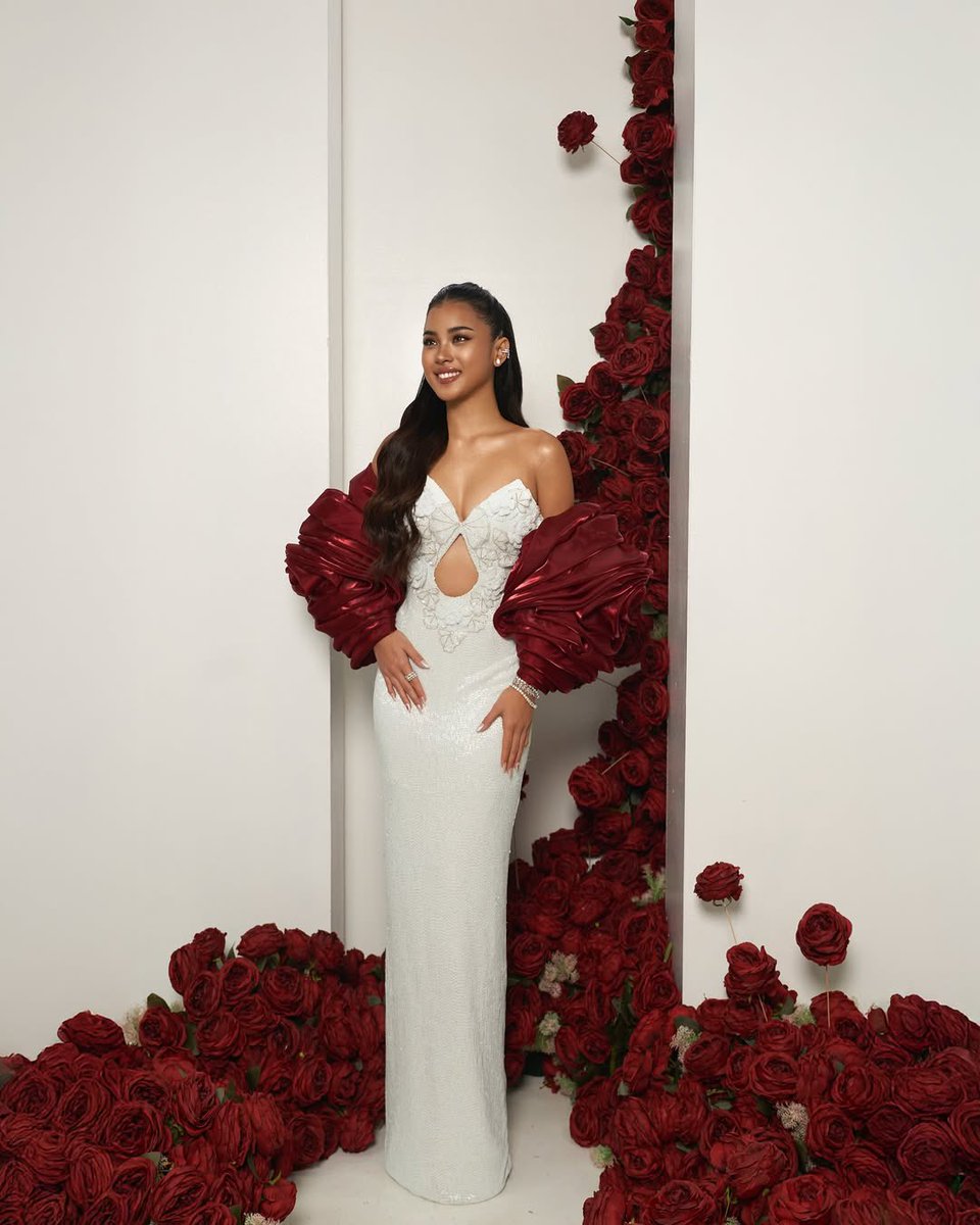 Shuvee in Rian Fernandez for #GMAGala2025 🤍