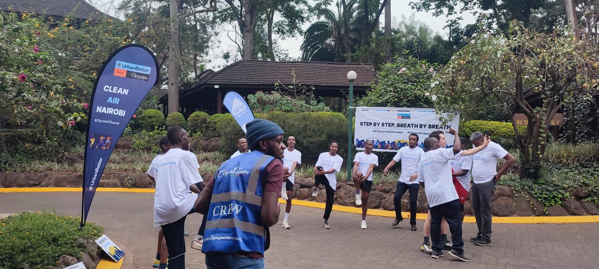 Day 3 at #CAF2025 We Ran, We Learned, We Connected. It started with precision advocacy on the move - the slow run centered around Safari Park 🏙️💨

📲 Participants collected air quality data
🧠 Visualised pollution sources
🗣️ Sparked conversations on health &amp; environmental rights