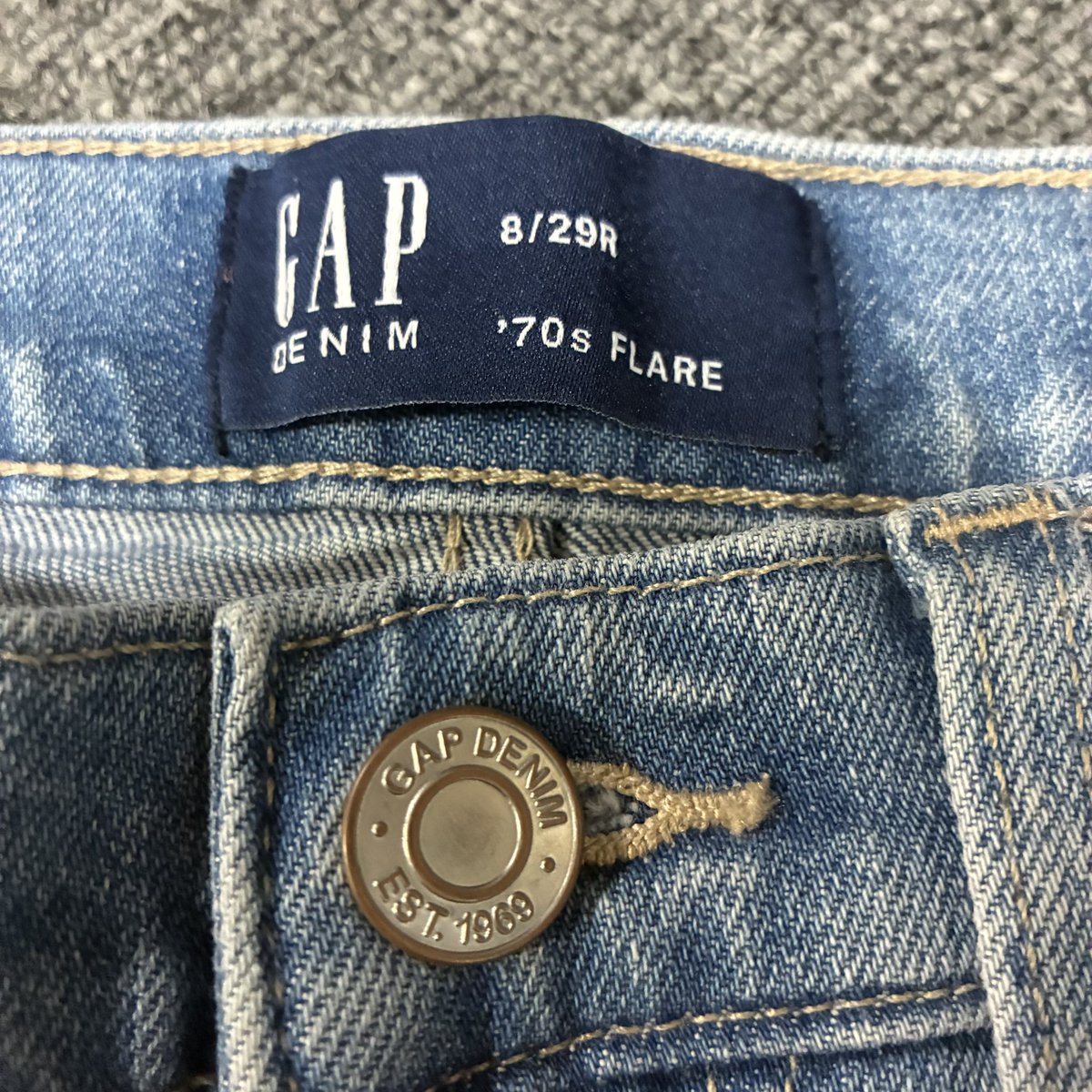 furugiYUA's tweet image. ＞＞＞古着屋YUA

GAP👖
フレアデニム  29インチ

 #gapdenim 
 #70sflare 
 #フレアデニム
 #gap 

￥2200-(込)

 #古着屋  #駅近古着屋  #駅近 #アメリカ古着  #ヴィンテージ  #usa  #usa古着  #nike #ralphlauren #adidas #nike #奈良  #田原本  #田原本駅  #田原本町  #奈良古着  #奈良古着屋