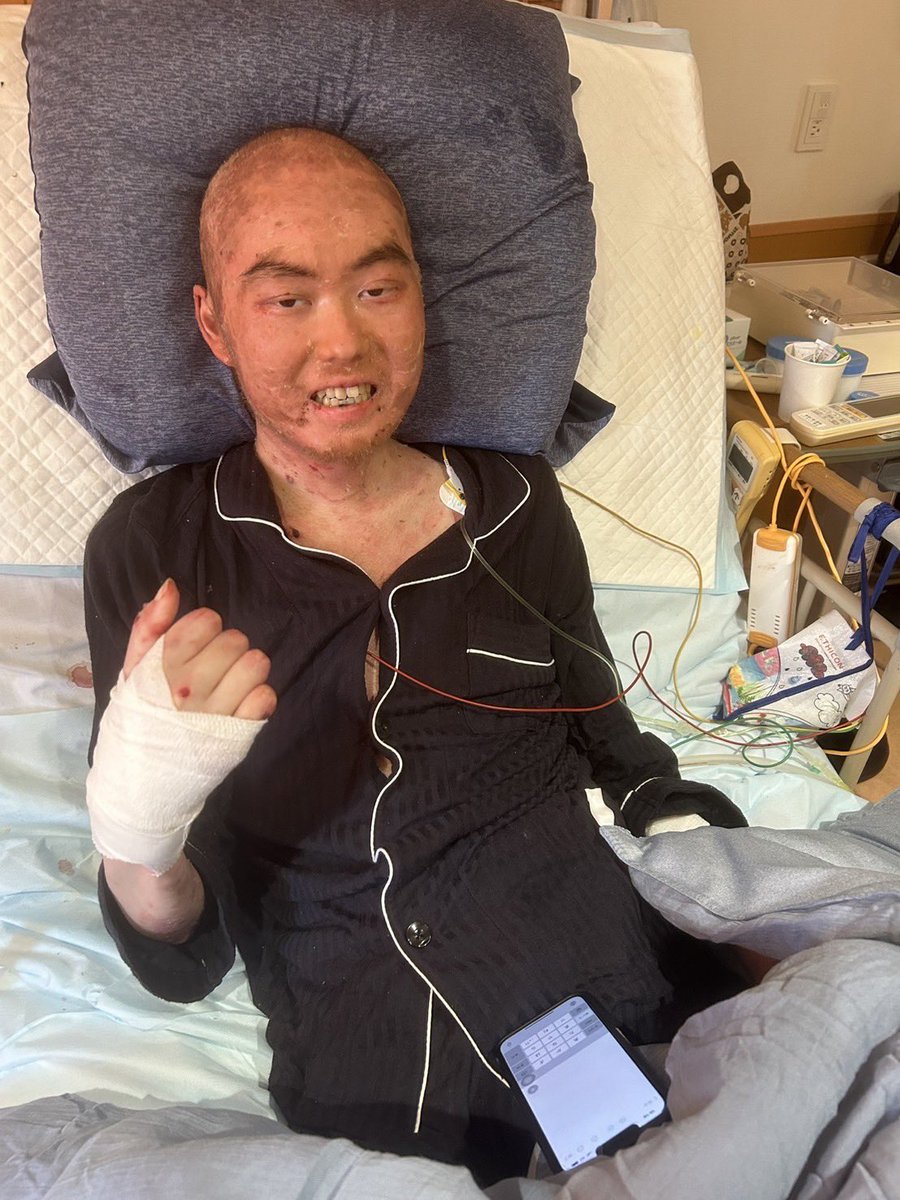 父です。昨日の投稿、想像以上の応援を頂きありがとうございました。
樺嵯斗も大変びっくりしており、皆様に感謝のメッセージを伝えたいと本人が申しているのでお伝えさせて頂きます。

樺嵯斗
いつも応援して頂きありがとうございます。