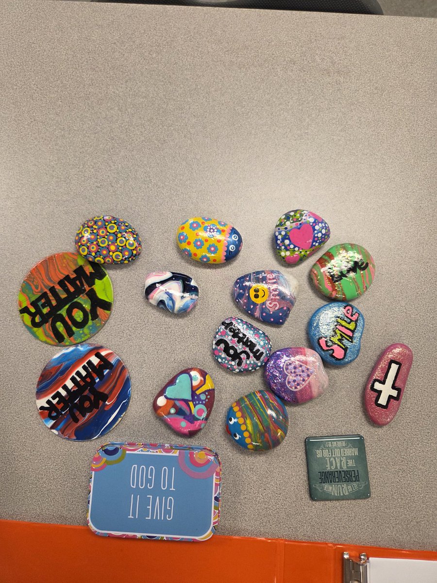 Good Morning!!!
My friend <a href="/MorrisonWe51373/">Wende ☕🎨😻</a> sent me a beautiful care package of painted rocks and other items!  I was going to use to hide on a family trip... but that was postponed so my 5th Grade Sunday School class will get them as prizes today and I saved a few for my