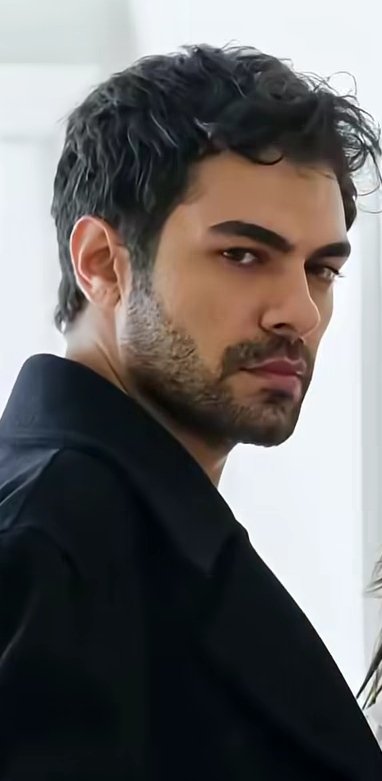 #Gokberkyidirim Dünya yakışıklılar günün kutlu olsun tartışmasız kesinlikle senin bu gün ... 😘😘😘❤️‍🔥❤️‍🔥❤️‍🔥🤎🤎🤎