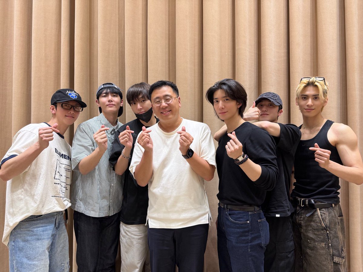 SF9 フィヨン ツーショット2枚　ハイタッチ2枚 SF9 フィヨン ツーショット2枚 ハイタッチ2枚 SF9 フィヨン