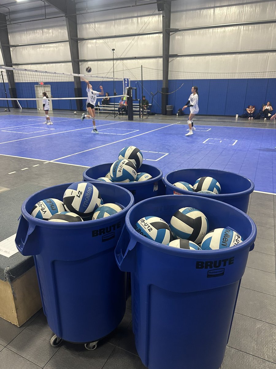 grtorres's tweet photo. Ready for an exciting Sunday at @TAVHouston with #PDFreshmanHouston and #PDStockUpHouston going on. Check back for updates and event coverage. @PDTexas https://t.co/3VnvnH2El7