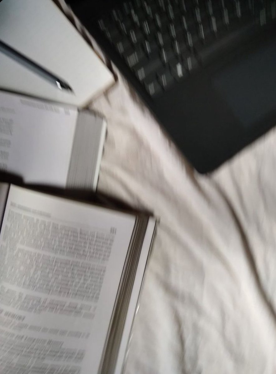 heavydisordered's tweet image. sorry i havent been active lately!!
some school #thinspo because schools starting soon!! #edtwt