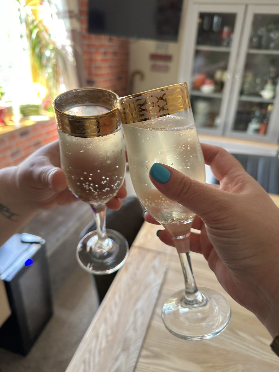 WineRackPod (@winerackpod) on Twitter photo Only right to break out the bubbles to celebrate that Warrior Wilson Win!
<a href="/TWSportsManager/">TWSportsManagement</a> <a href="/KyrenWilson/">Kyren Wilson</a> 🥂🥂🥂
#snooker #147sf #ShanghaiMasters #CheersToThat Only right to break out the bubbles to celebrate that Warrior Wilson Win!
<a href="/TWSportsManager/">TWSportsManagement</a> <a href="/KyrenWilson/">Kyren Wilson</a> 🥂🥂🥂
#snooker #147sf #ShanghaiMasters #CheersToThat