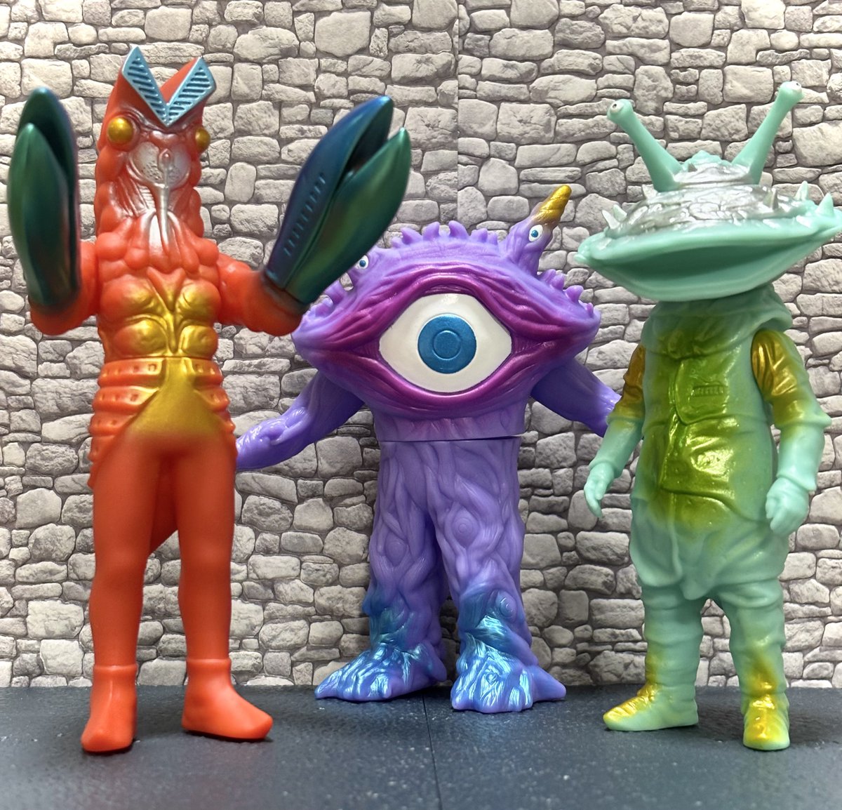 今日はドンキホーテでウルトラ怪獣ソフビのKAIJU COLORSを購入してき